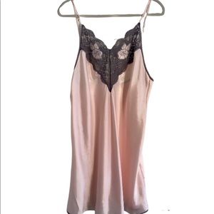 VTG Wendy Ann Floral Lace Lingerie Sleep Gown